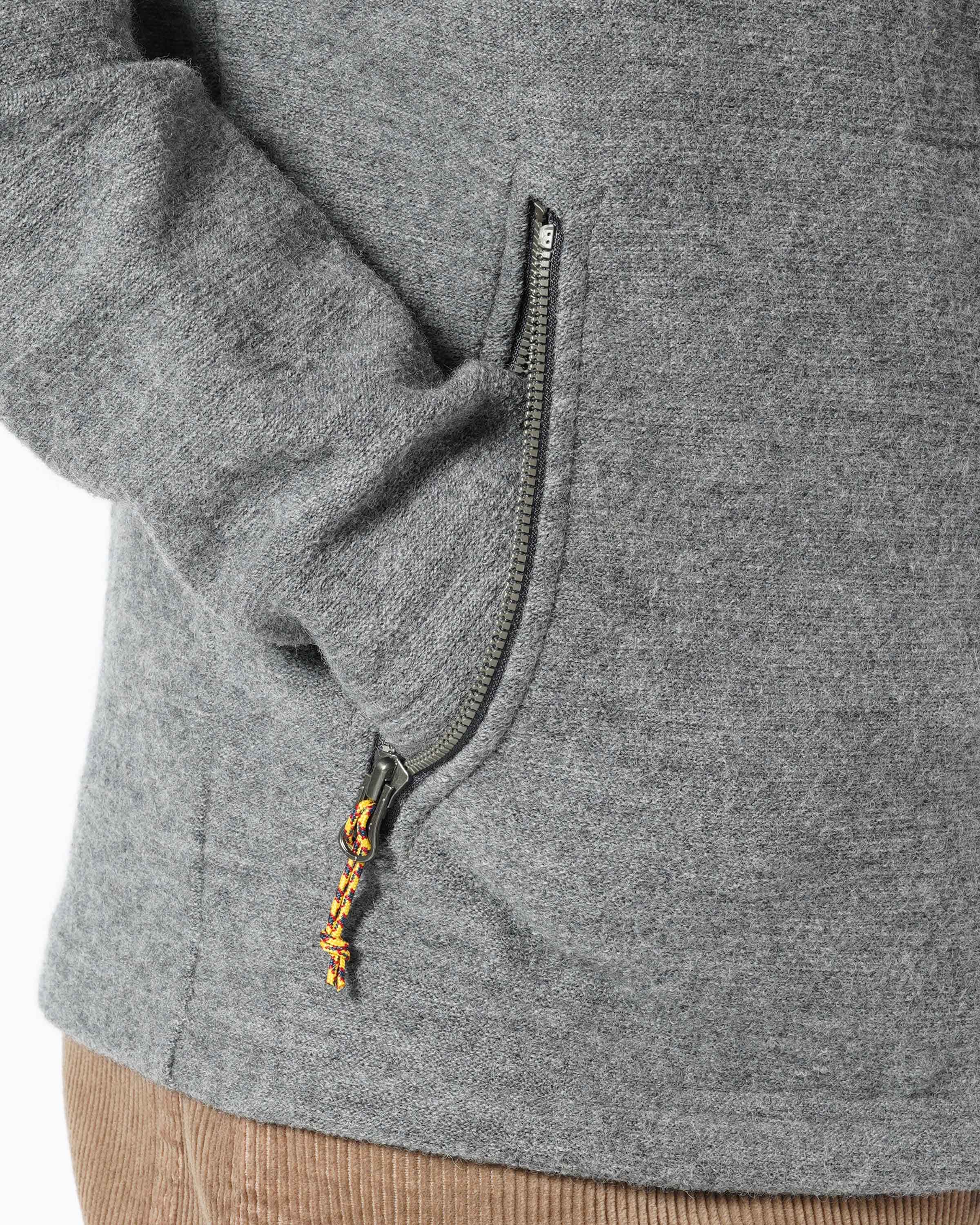 Walkjacke mit Kapuze