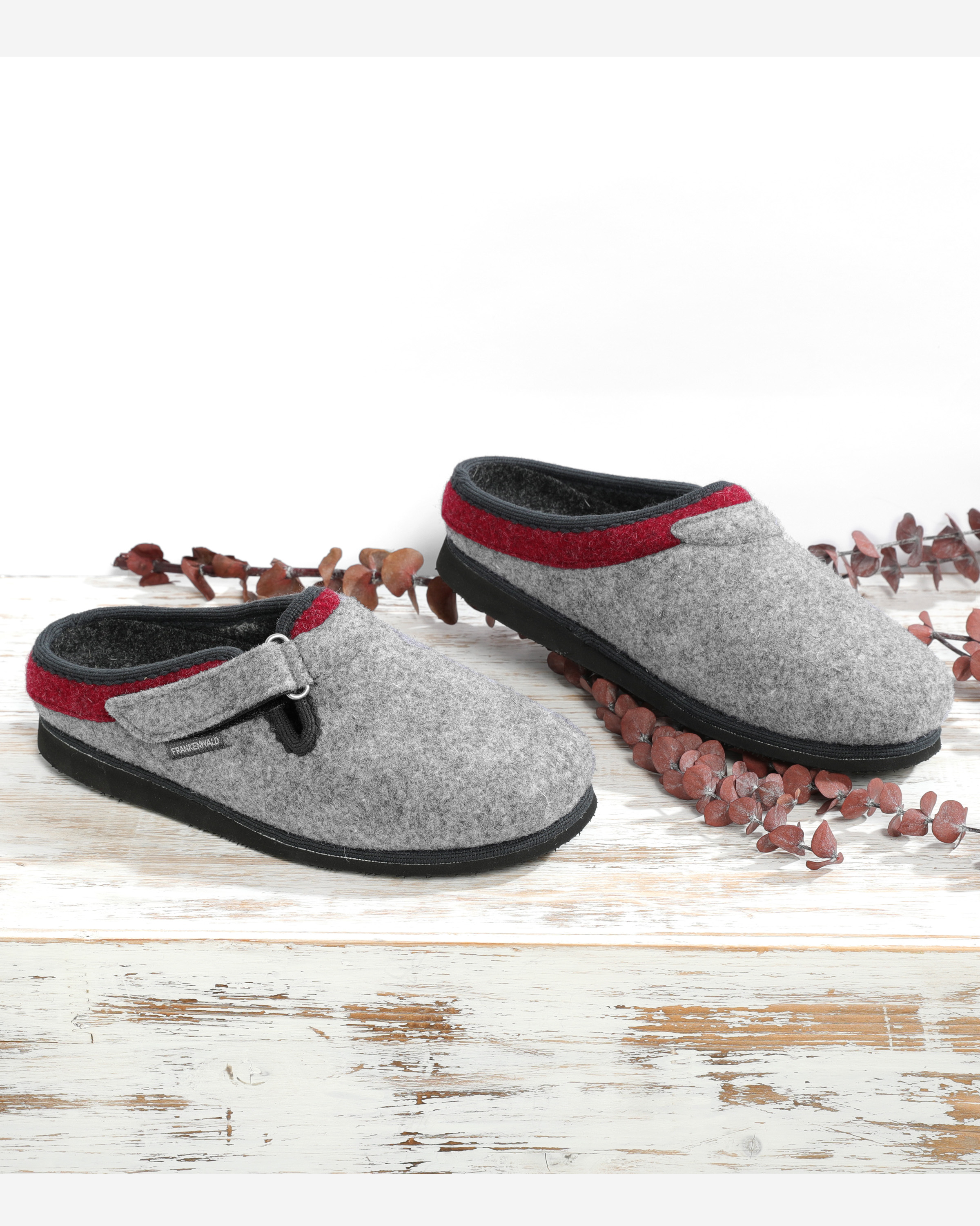 Wollfilzpantoffel mit Riegel